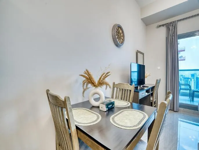 Lägenhet Luxury Studio In Business Bay With Canal View - 1906 Dubai