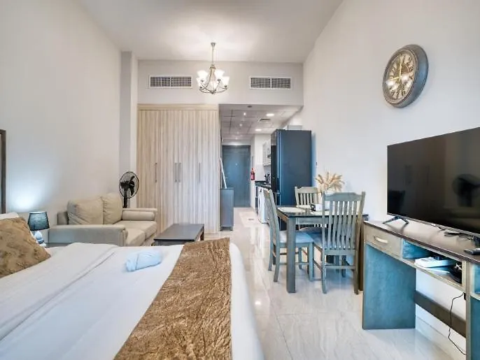 Luxury Studio In Business Bay With Canal View - 1906 Dubai Lägenhet