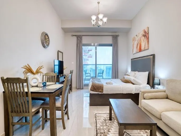 Luxury Studio In Business Bay With Canal View - 1906 Dubai Lägenhet